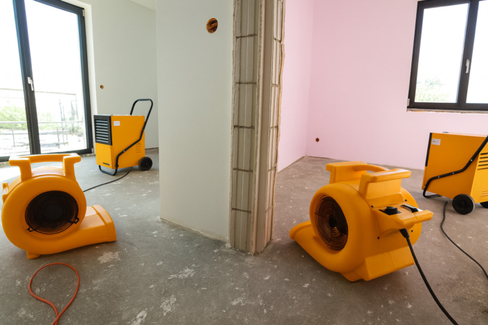 Osuszanie posadzki pod parkiet